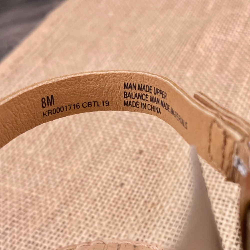 ⛔️SOLD⛔️ NIB Korks Felicity Crisscross Strap Flat Sandal - Picture 9 of 12